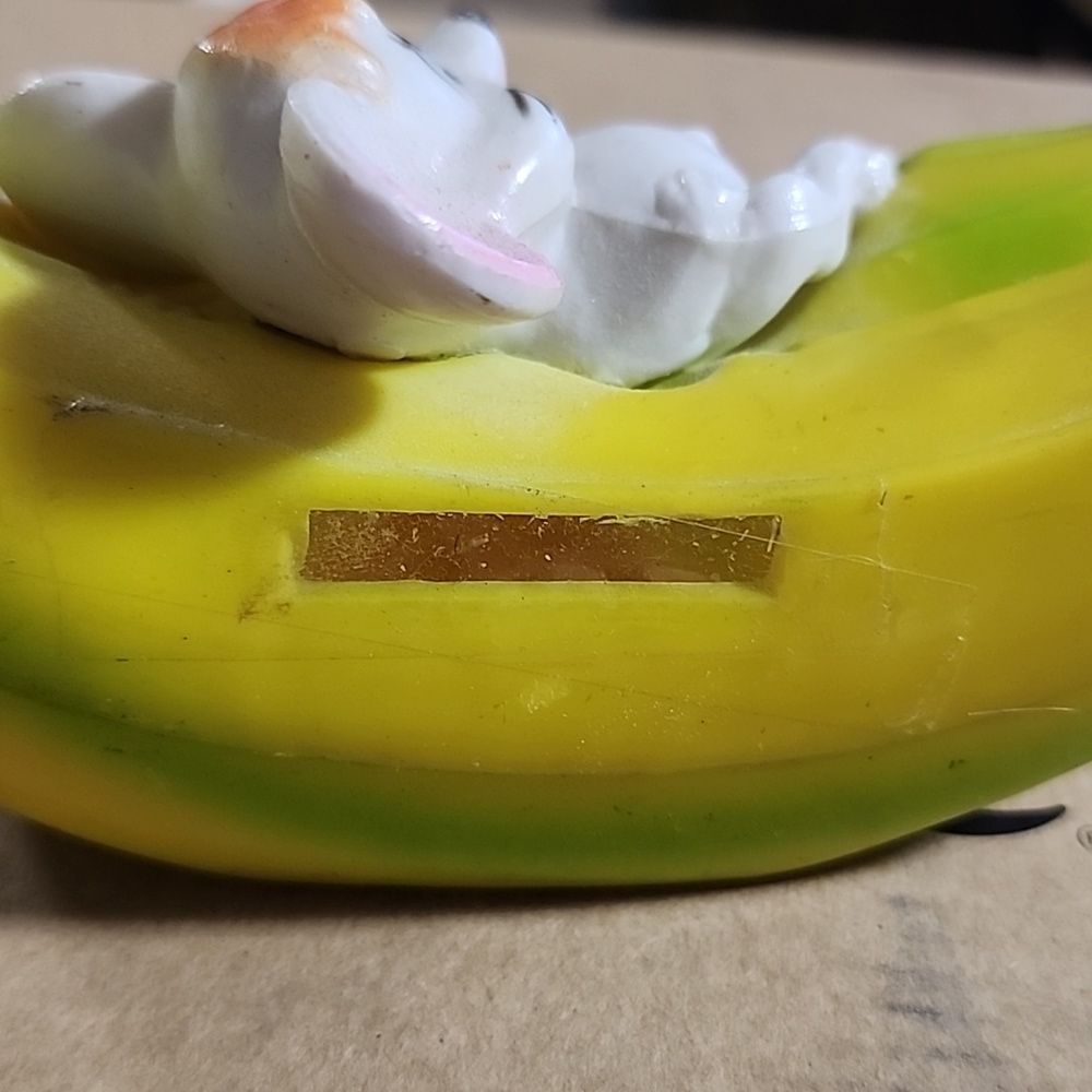 Vintage Hard Plastic Bank Big Eared Mouse Banana - Picture 4 of 5